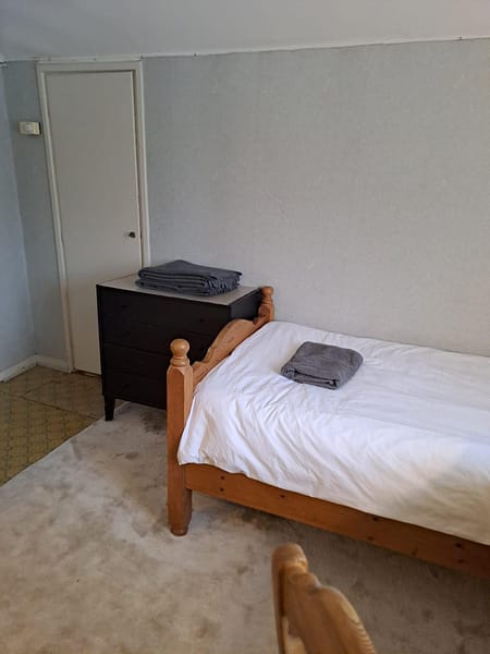 30p bedroom 2 thumbnail_999fe8c9-a881-4686-92ce-18df2ee5b4b6